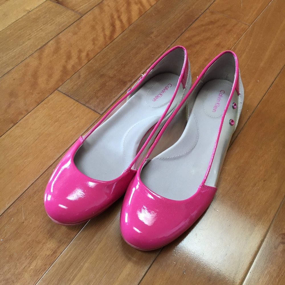Calvin Klein Sessilly Flats size 8